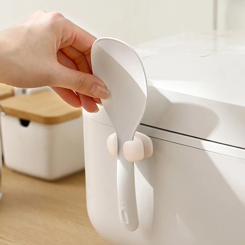 1/4pcs Rice Spoon Holder Hook Silicone Rice Spoon Storage Rack Kitchen plug fixed wire winder Wall - Mounted Cooker Spoon Shelf - Verduranest