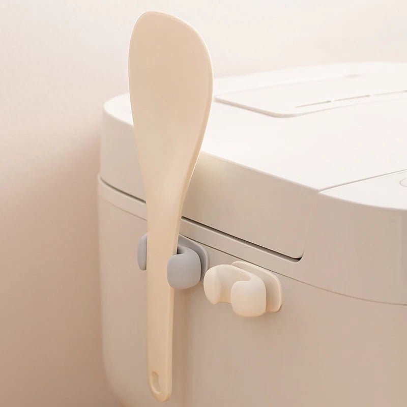 1/4pcs Rice Spoon Holder Hook Silicone Rice Spoon Storage Rack Kitchen plug fixed wire winder Wall - Mounted Cooker Spoon Shelf - Verduranest