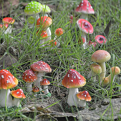 Good Garden Statue 13 Styles Garden Figurine Cute UV Resistant Lovely Mushroom Sculpture Garden Decor - Verduranest
