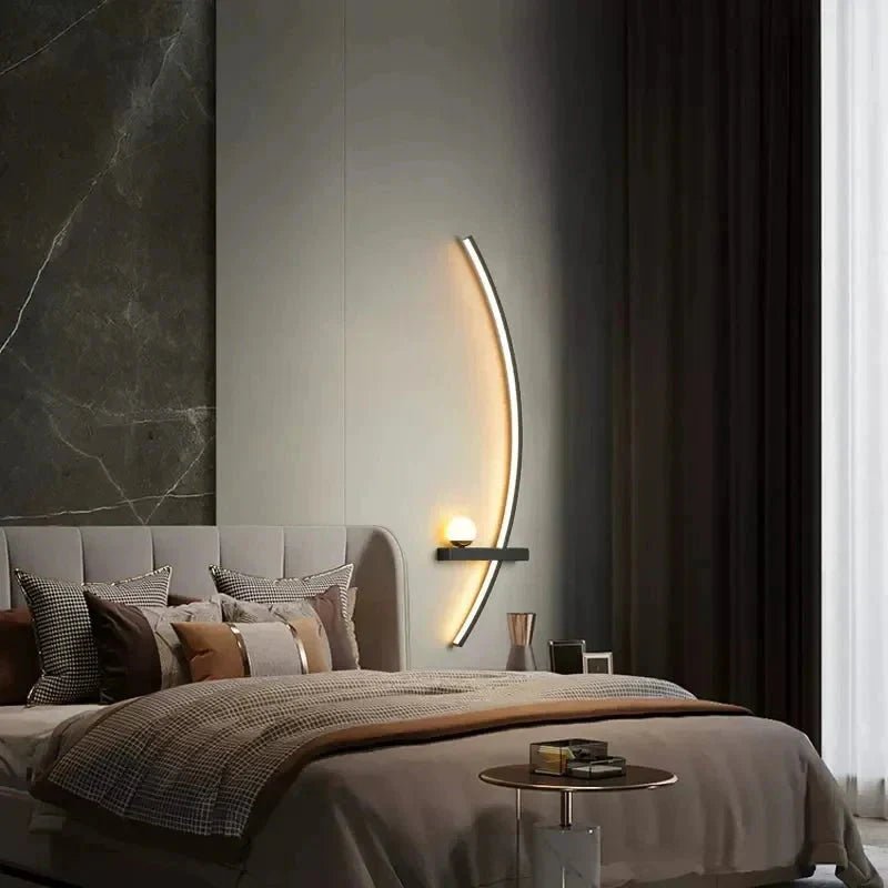 Modern LED Wall Lamp – Minimalist Art Design for Bedroom, Living Room, and Bathroom, Gold/Black - Verduranest